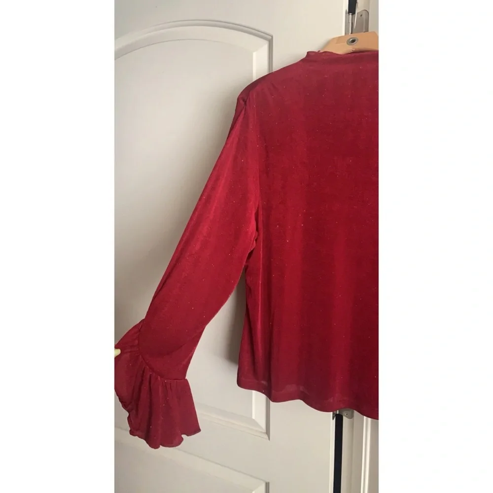 Plus blouse - Picture 2 of 3